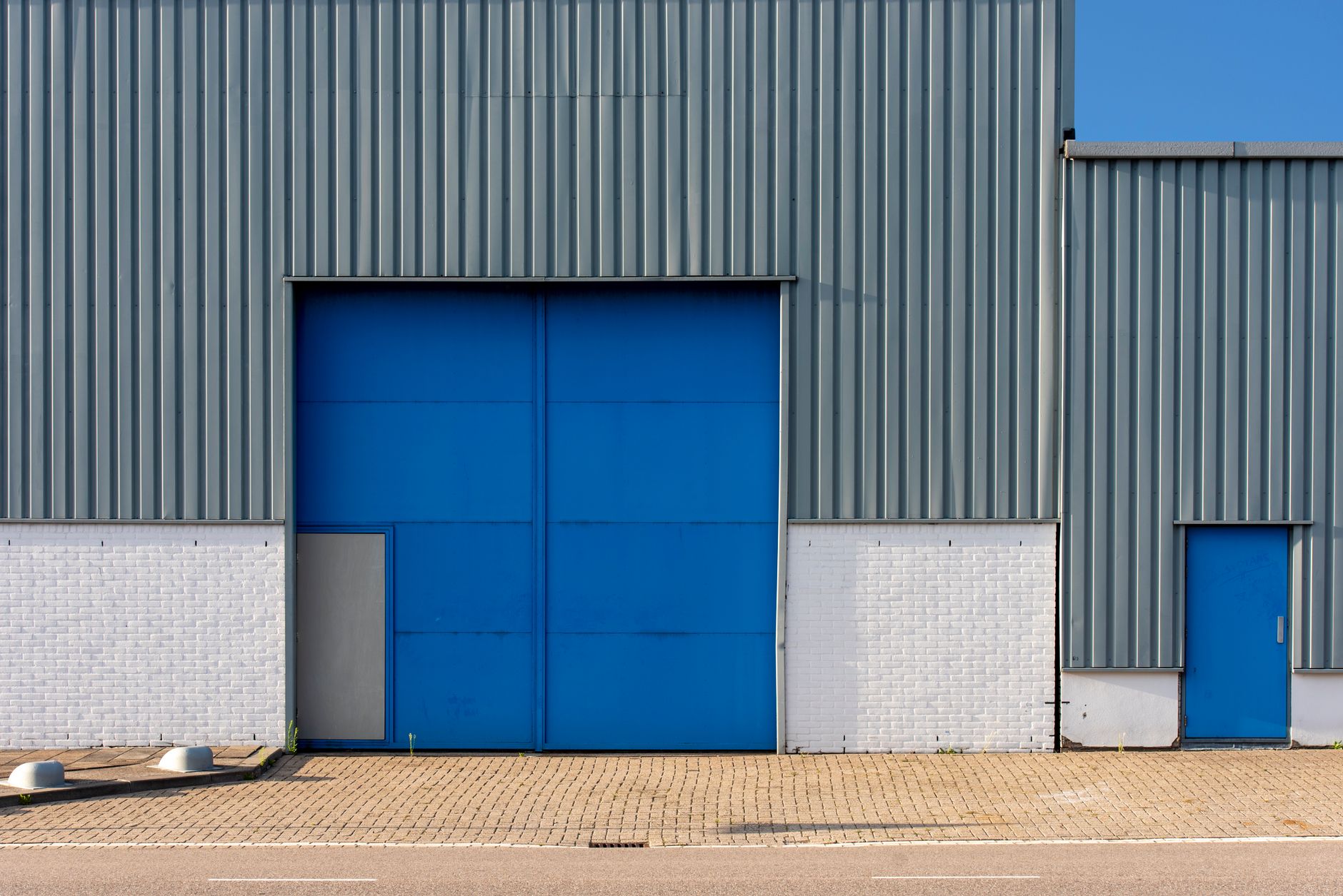 An industrial warehouse, the business real property at the centre of SMSF lending in 2026